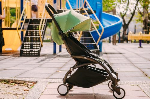 7 Stroller Lighweight Terbaik untuk Penyuka Jalan-Jalan